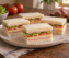 Sándwiches de miga triples