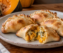 Empanadas de calabaza y queso azul